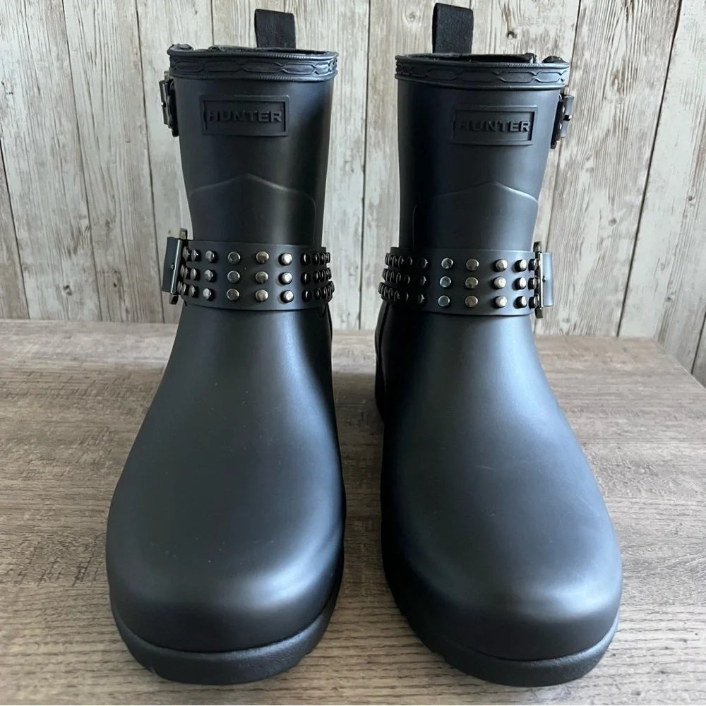 Hunter Refined Bike Boot Black Studded Rain Boots NWOB Size 6